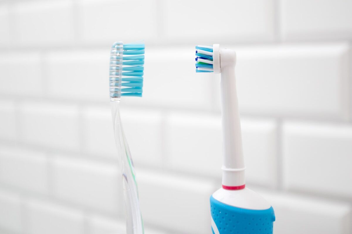 Manual and Electric Tooth Brushes